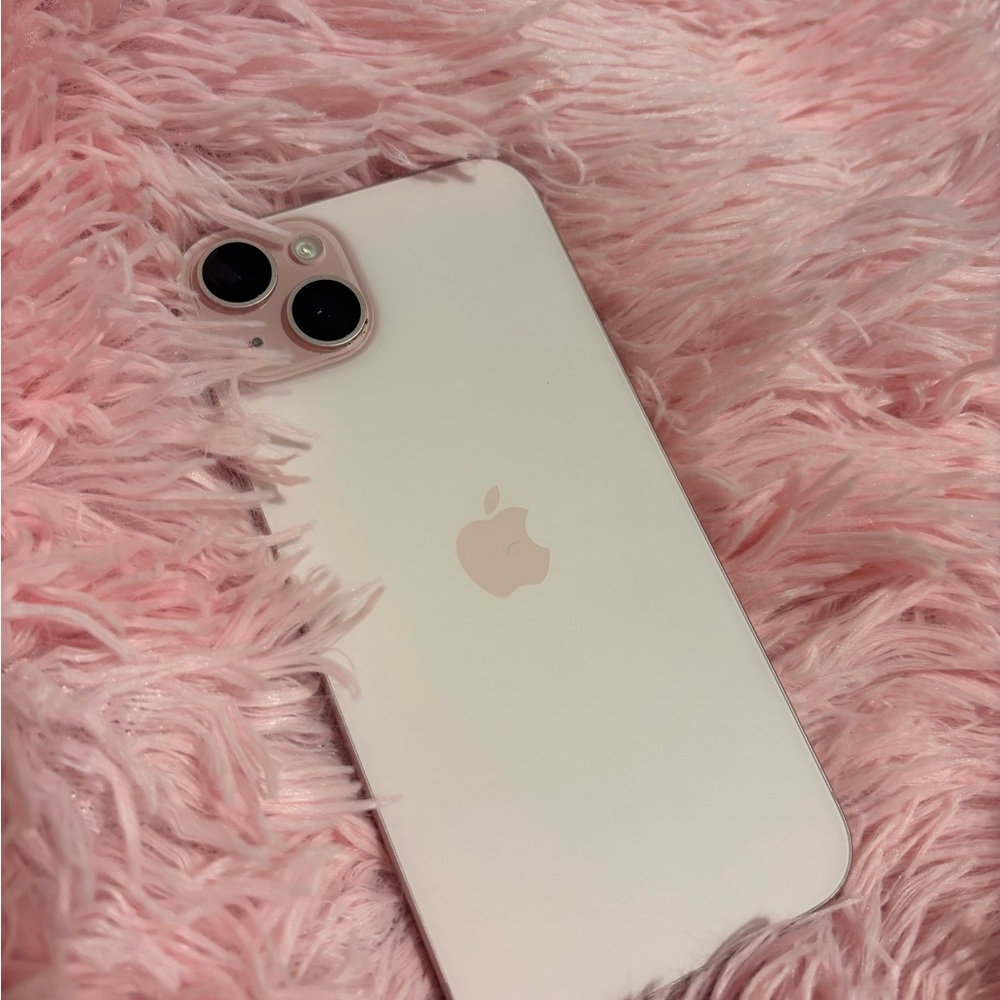 Apple iPhone 15 plus with Dual Camera - Pink